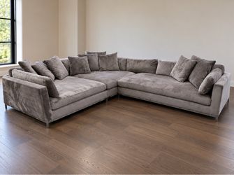 MOVING SALE! American Signature Furniture Sectional