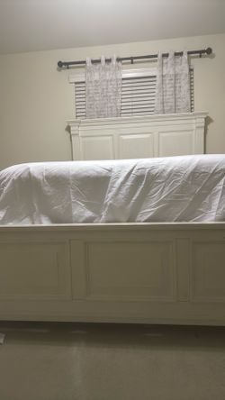 Queen bed