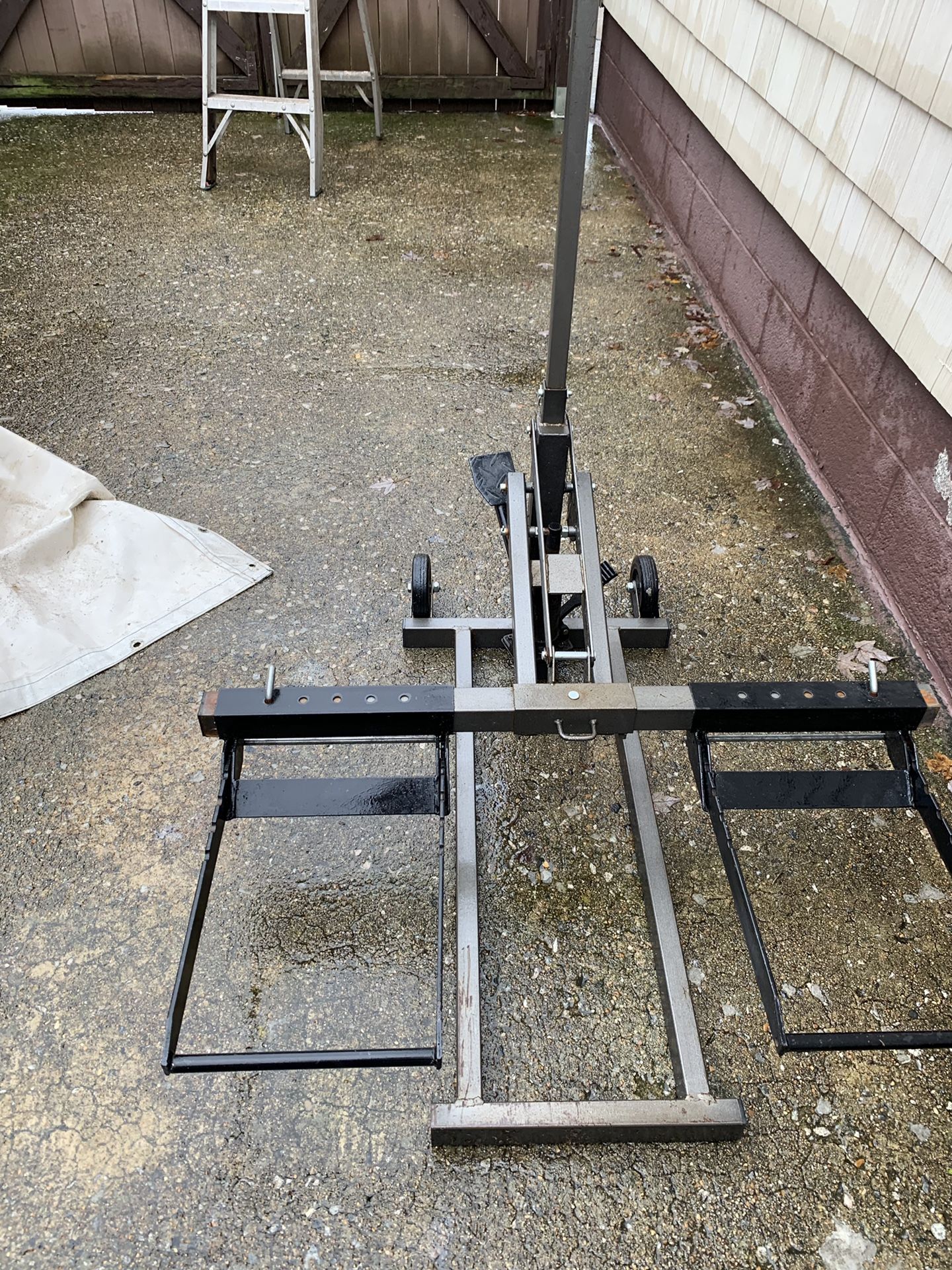 Pro lift lawn mower lift