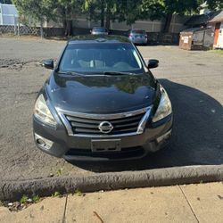 2015 Nissan Altima 4D Sedan