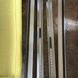 SportRack Aluminum Roof Rack Crossbars - Locking (Needs Key N116)