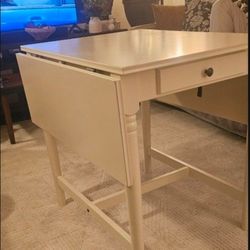 Foldable Wood Table