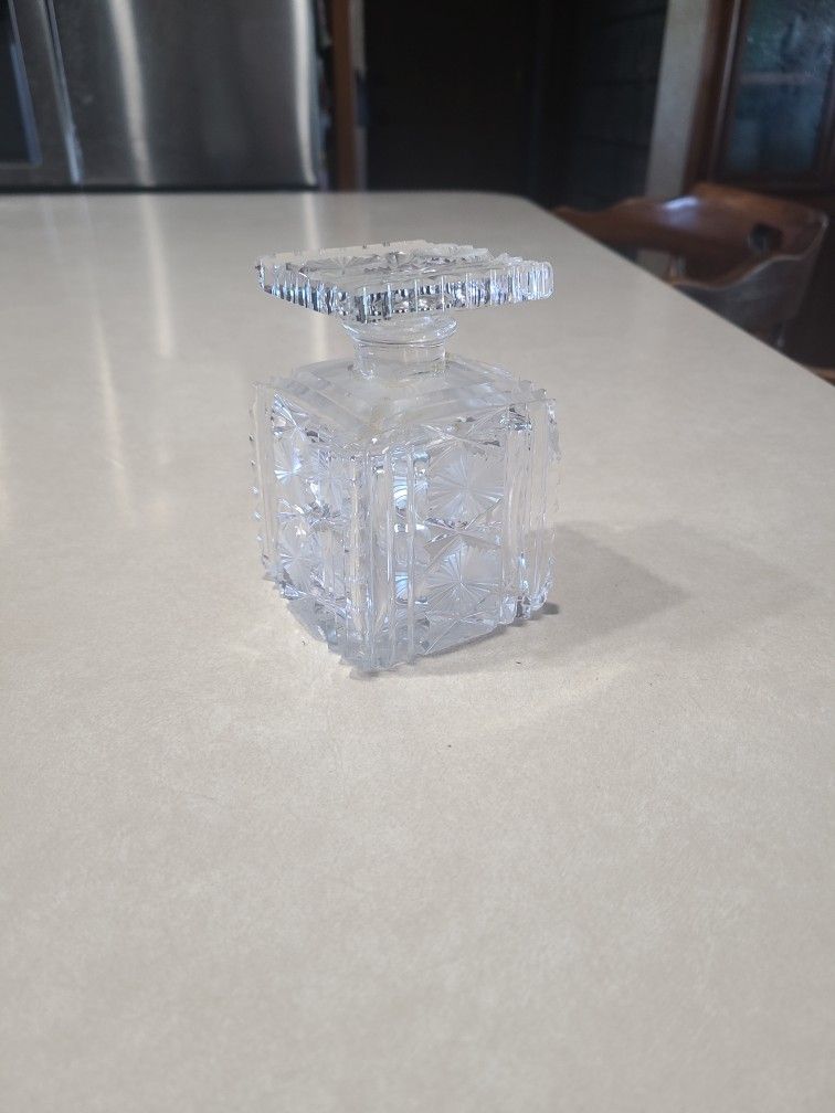 Crystal Decanter 5 ¹/2 Fluid Oz