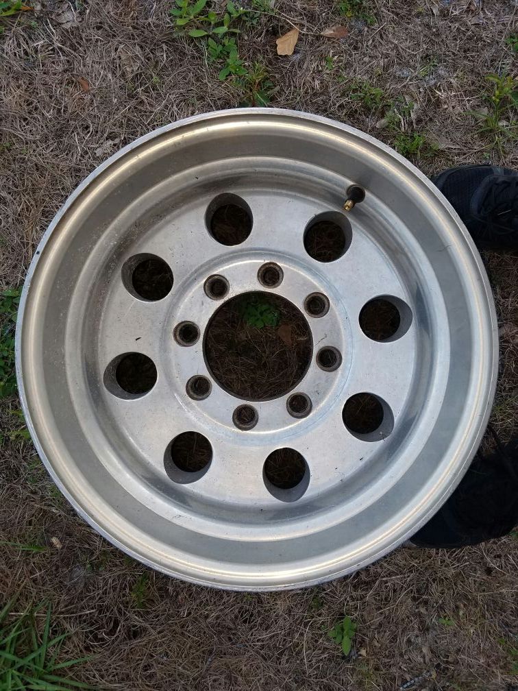 8 lug chrome bullet hole rims