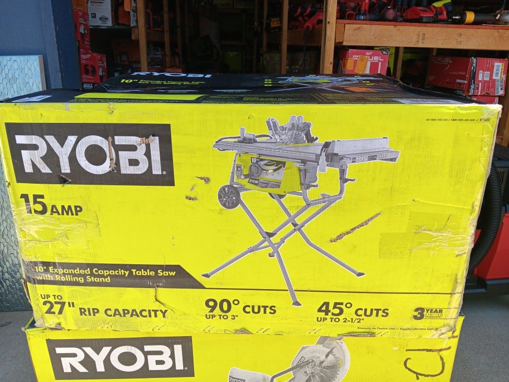 TABLE SAW
