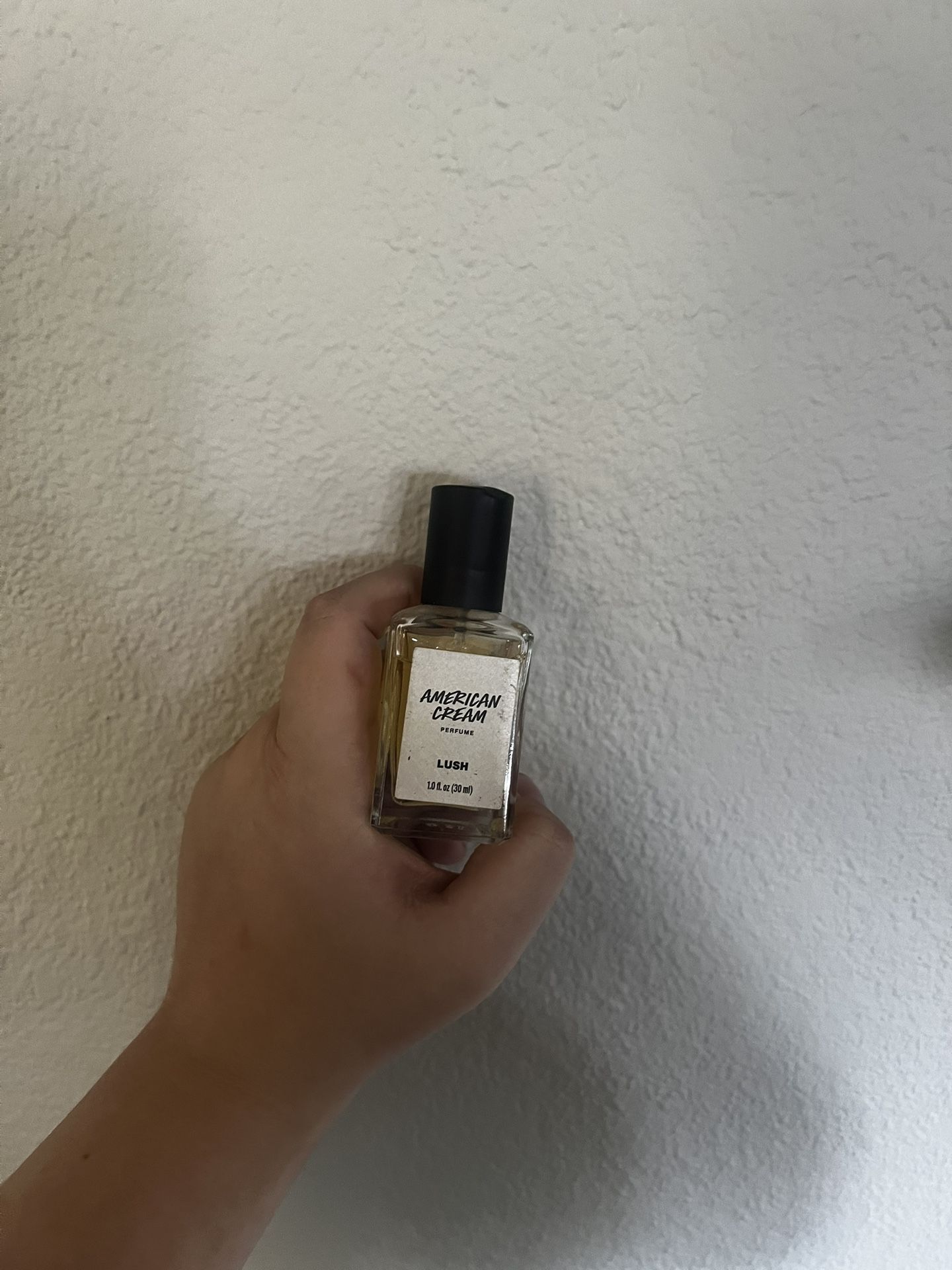 American Cream Lush perfume 