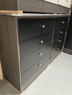 Eight Drawers Dresser