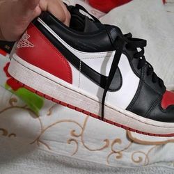 Jordan 1 Low Bred Toe