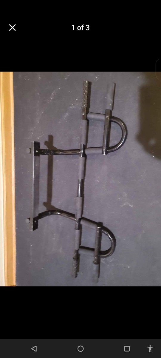 Used Door Mounted Pull-up Bar