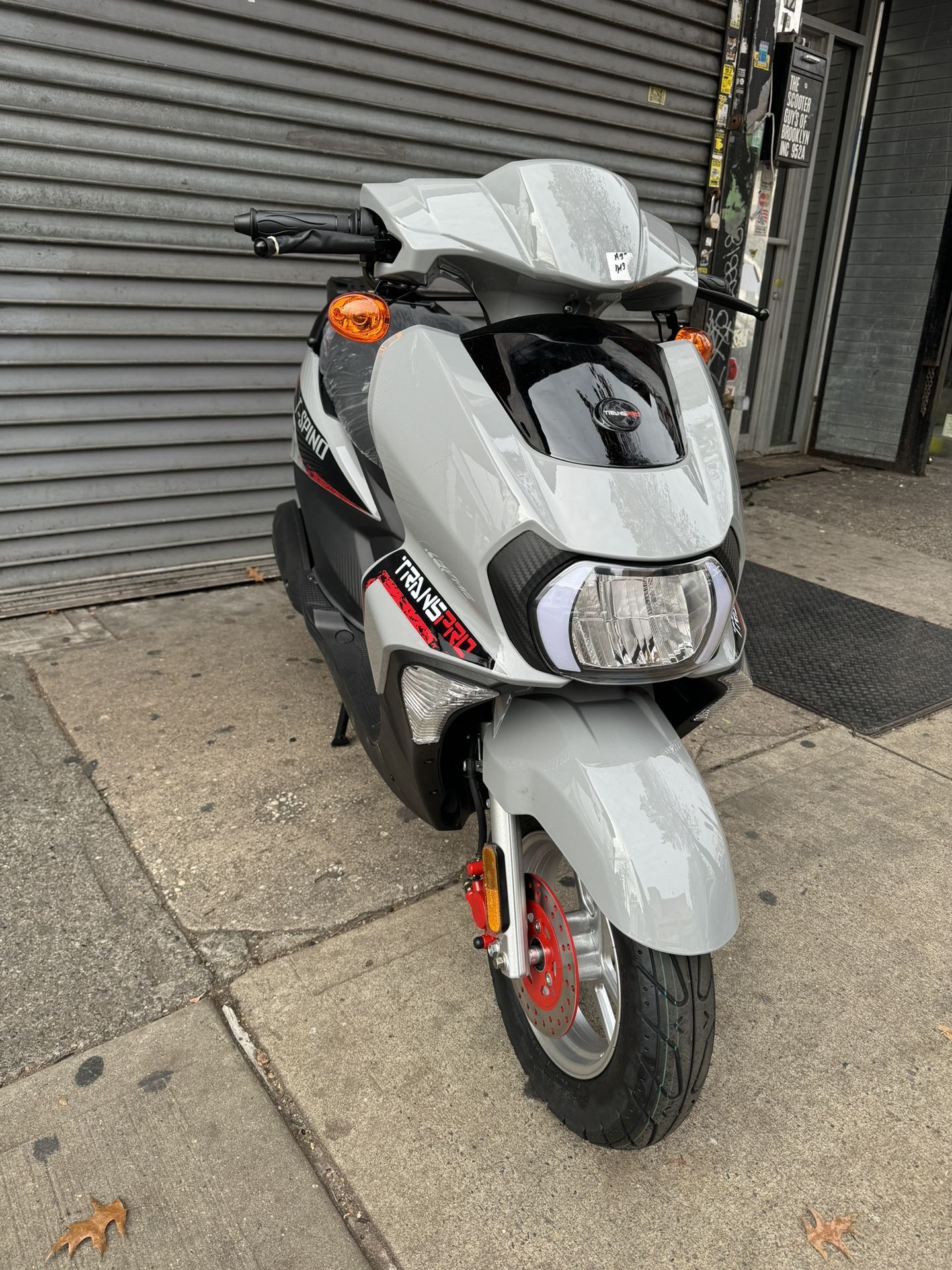 Brand New Echo 200cc Gas Scooter