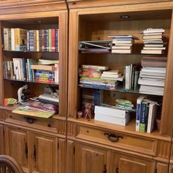 Thomasville Book Case/Shelves 