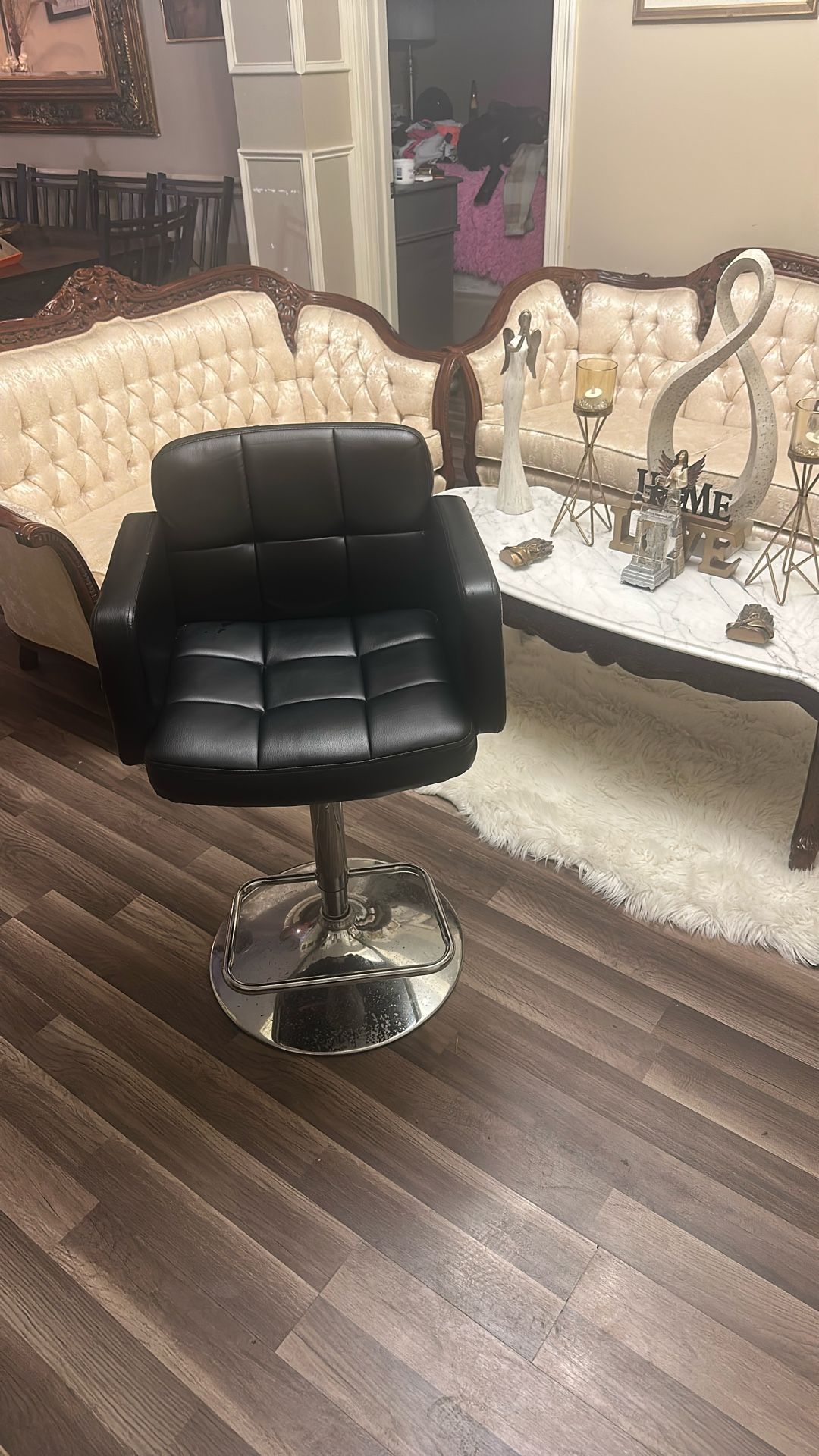 Black Swivel Chair/ Stool