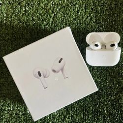 Airpods Pros 2 Excellent Condition 