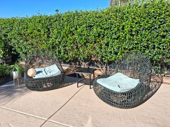 Vino lounge chairs (set of 2)