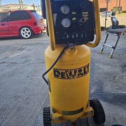 Dewalt 15 Gallon Air Compressor