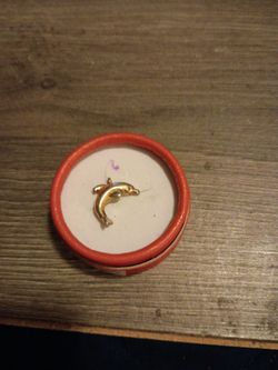 Dolphin pendant