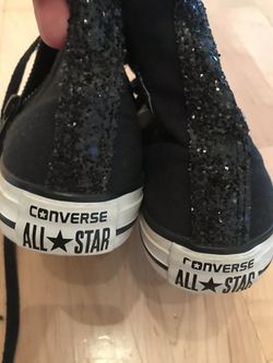 Girls converse