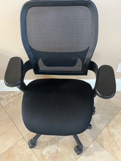 Ergonomic Mesh Office Chair