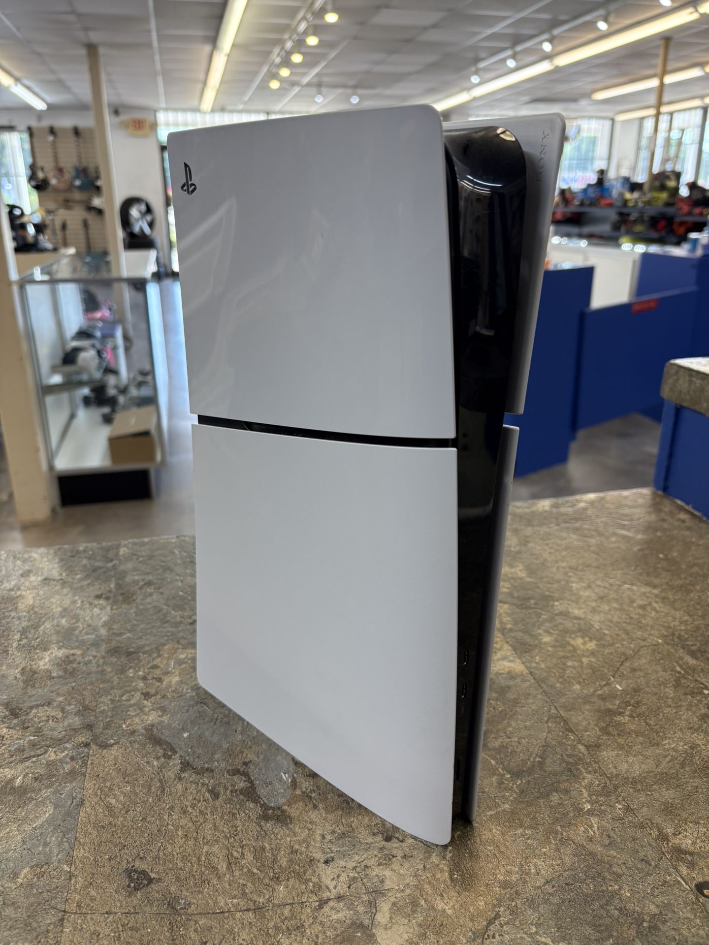 PS5 Slim Digital