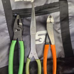 
Snap on 8" Joint Pliers,
Snap On-needle nose pliers,
Cornwell Cutters Pliers 
