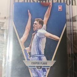 Really Nice Lot Of 5 Rookie Basketball Cards MINT CONDITION 