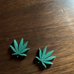 Weed Leaf Croc Charm