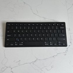 Anker Battery Bluetooth keyboard