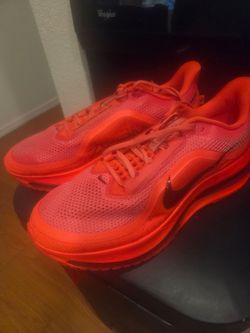 Nike shoes