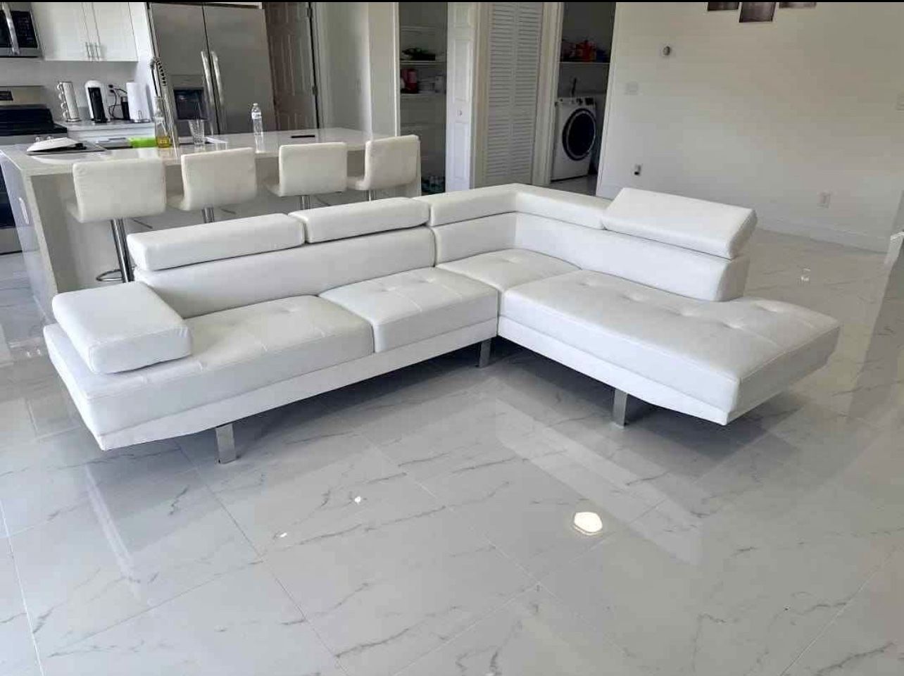 Brand New White Leather Sectional In Box- Shop Now Pay Later( Available In Black, Red And Grey)