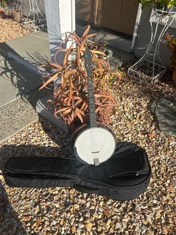 5-String Banjo with Gig Bag