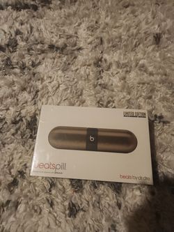 Beats Pill Limited Edition Alexander Wang Speaker