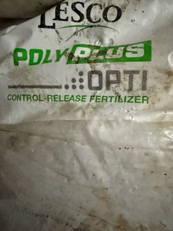 New  LESCO Poly Plus OPTI Control-Release Fertilizer 14-14-14