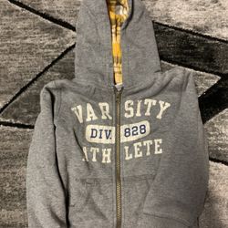Boys Sweater $10