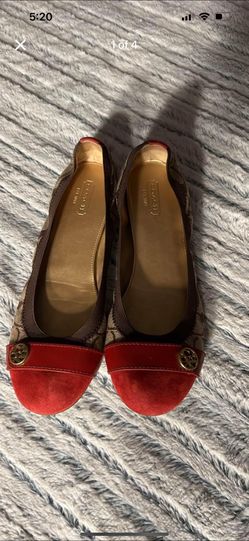 Coach Flats 8.5