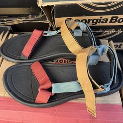 TEVA sandals hurricane xlt 2. Size 12 