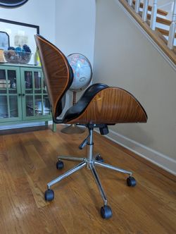 Mid-Century Modern Style Office Chair 