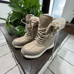 UGG Women's Adirondack III Boot Woman’s Size 5.5