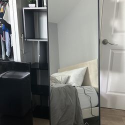 Full size standing mirror