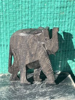 Wood elephant