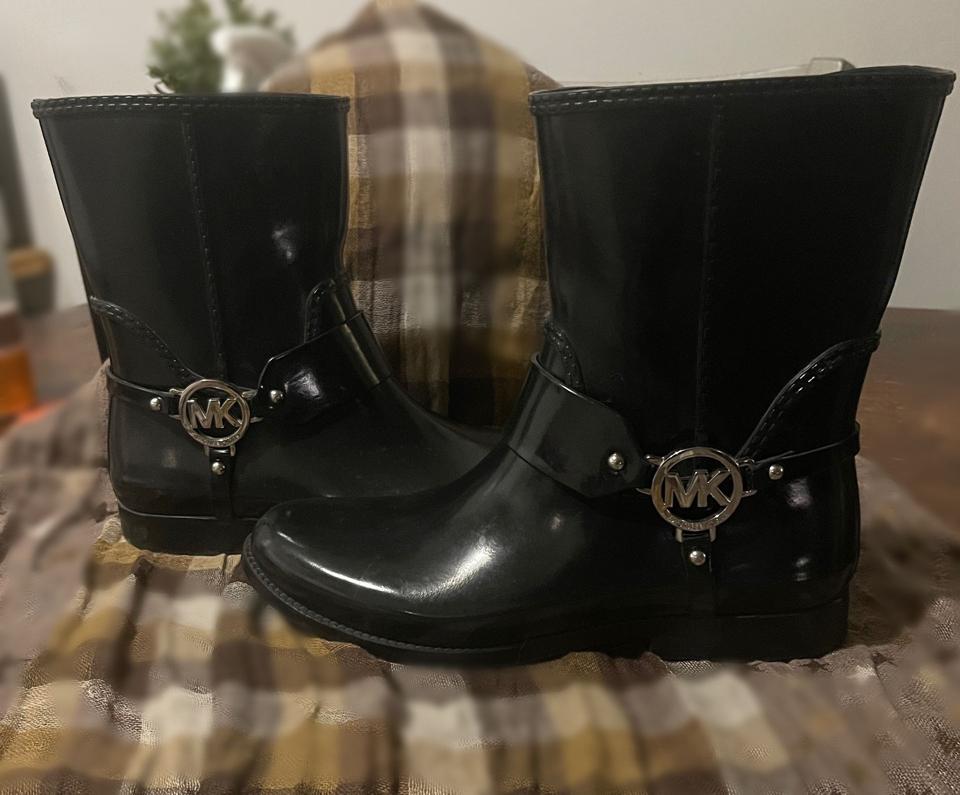 Michael Kors Rubber Rain Boots