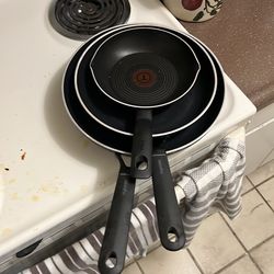 Nonstick skillets