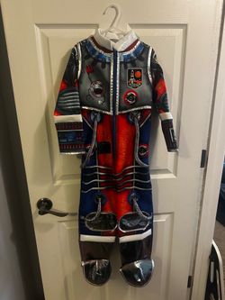 Astronaut costume