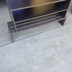 2 Shoe shelves $15 for both check all pics for dimensions and more offers.