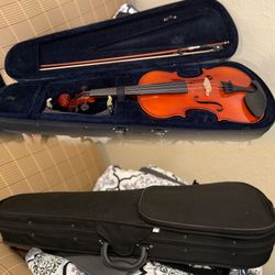 4/4 Violin (Includes Case, Shoulder Rest, and Bow)