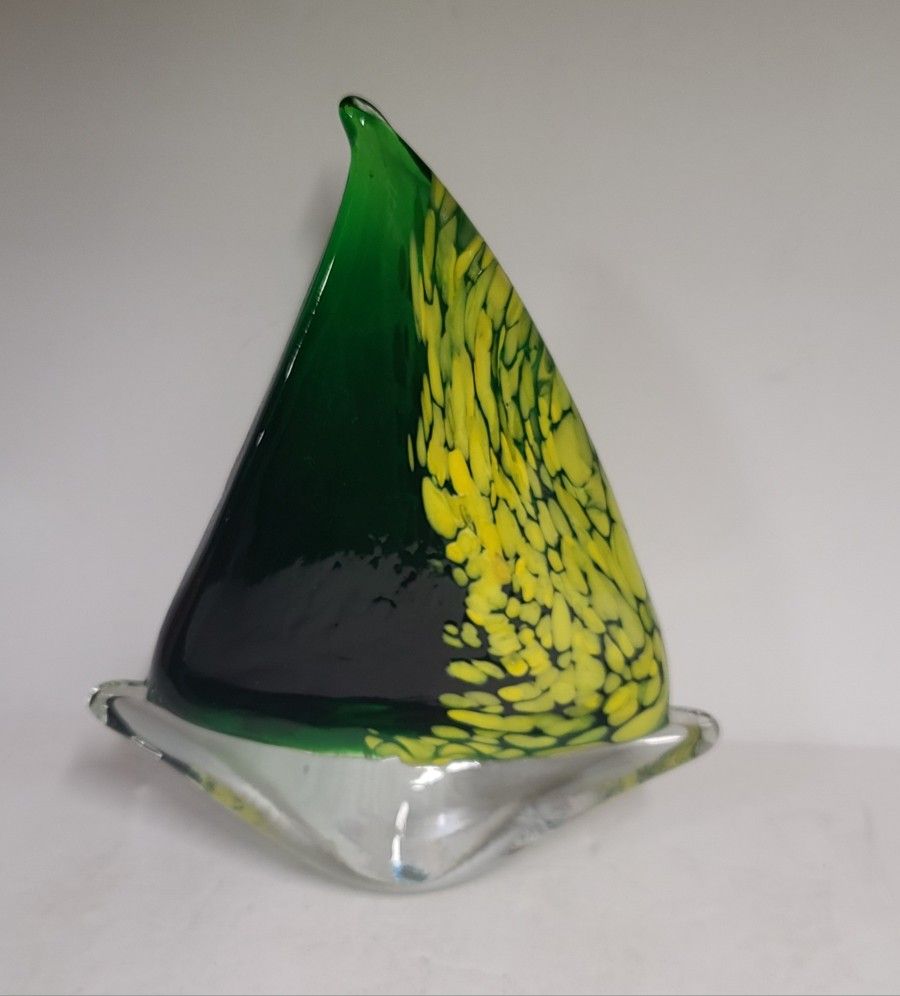 Beautiful Vintage Glass Sailboat Paperweight 