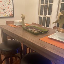 Beautiful High Table With stools