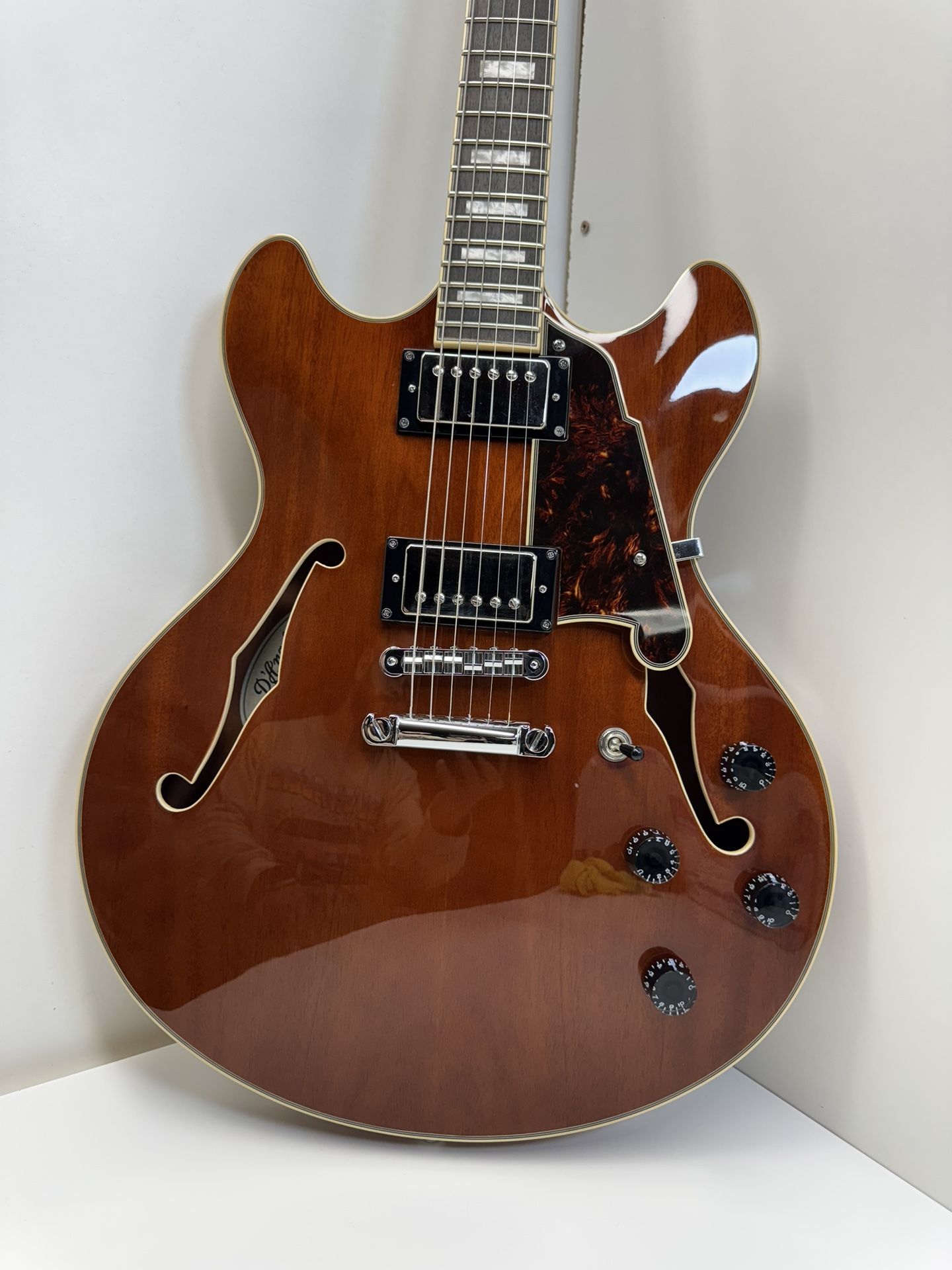 Gorgeous D'Angelico Guitars Premier DC Semi Hollowbody Electric Guitar - Walnut (Mint Condition)