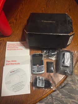Verizon Wireless BlackBerry Curve 8330 silver smartphone