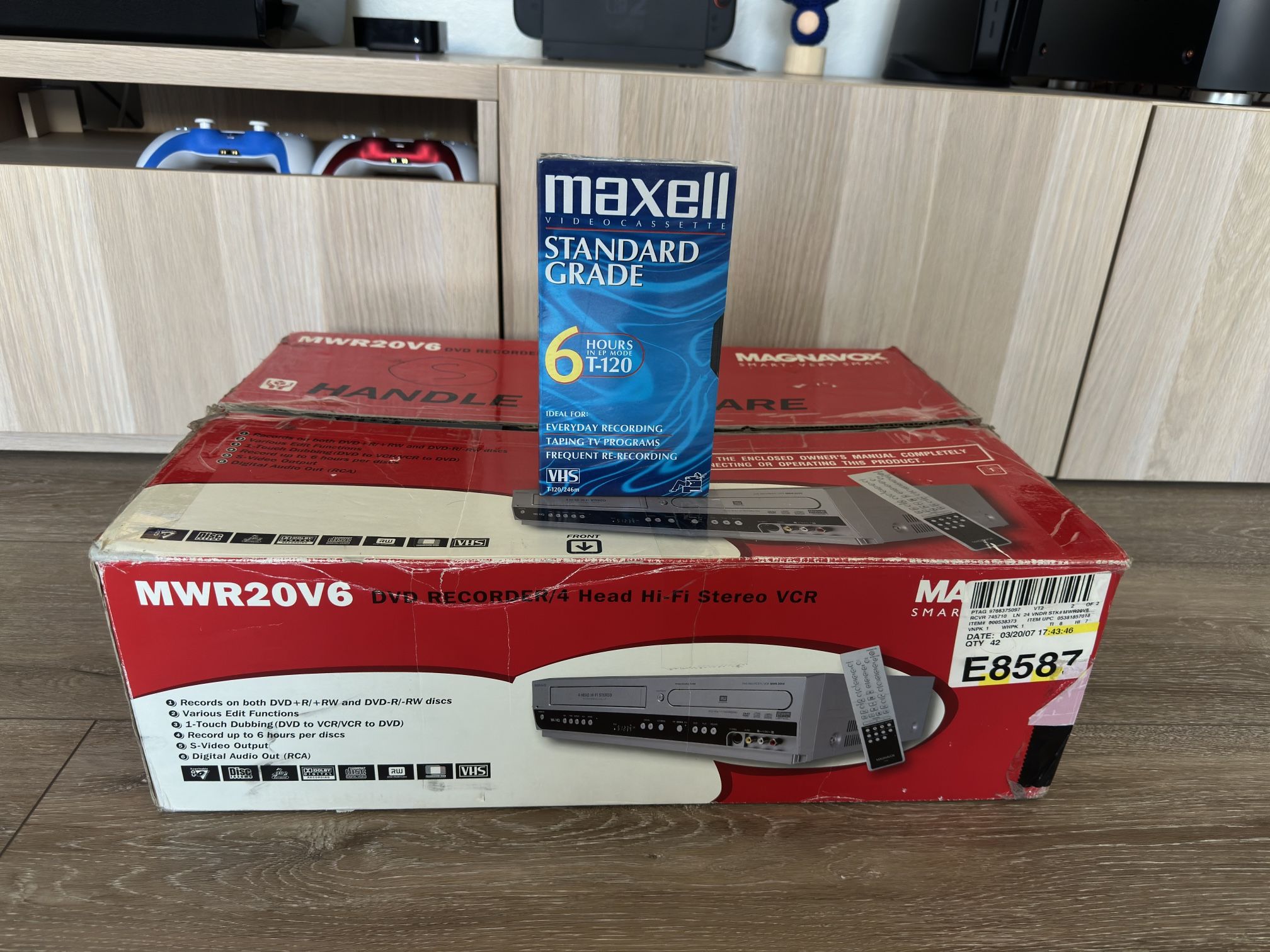 Magnavox MWR20V6 DVD Recorder/HI-FI Stereo VCR