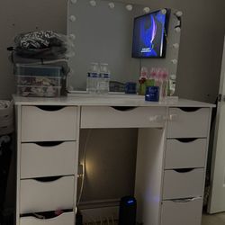 Vanity Mirror And Desk